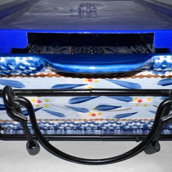 Temptations Blue "Old World" Medium Casserole Pan - Picture 4 of 13